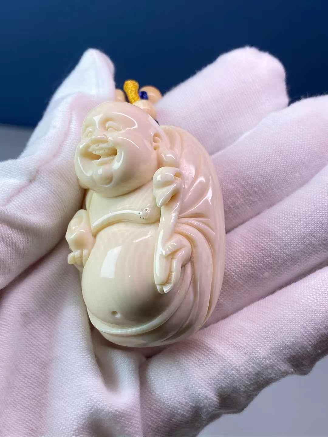 Wealth-Bringing Maitreya Tusk Handheld