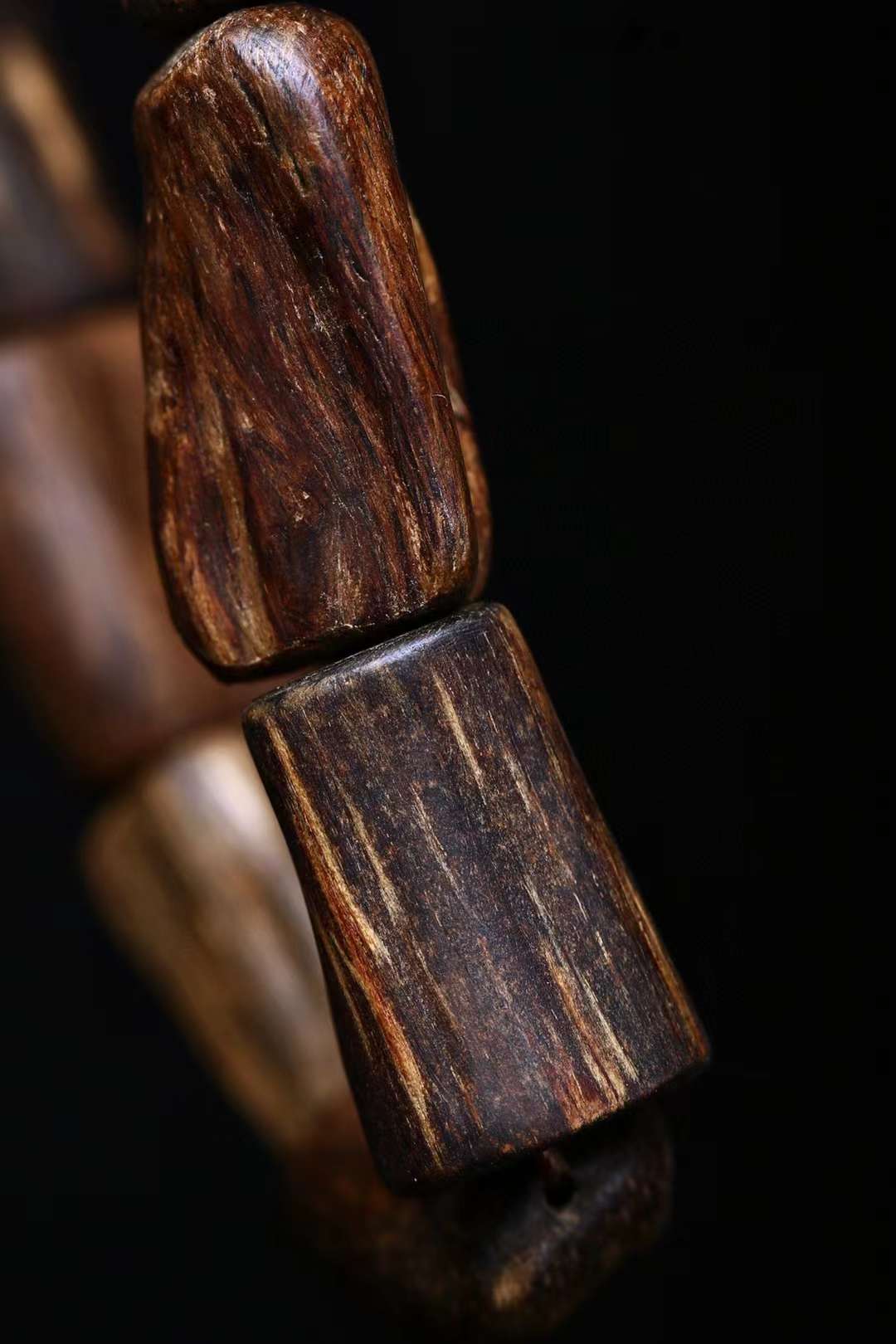 Sinking Agarwood Bead Bracelet