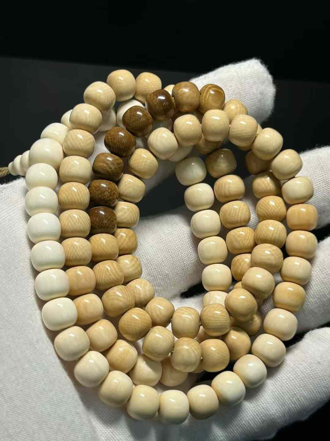 8/7mm Gradient 108 Bracelet