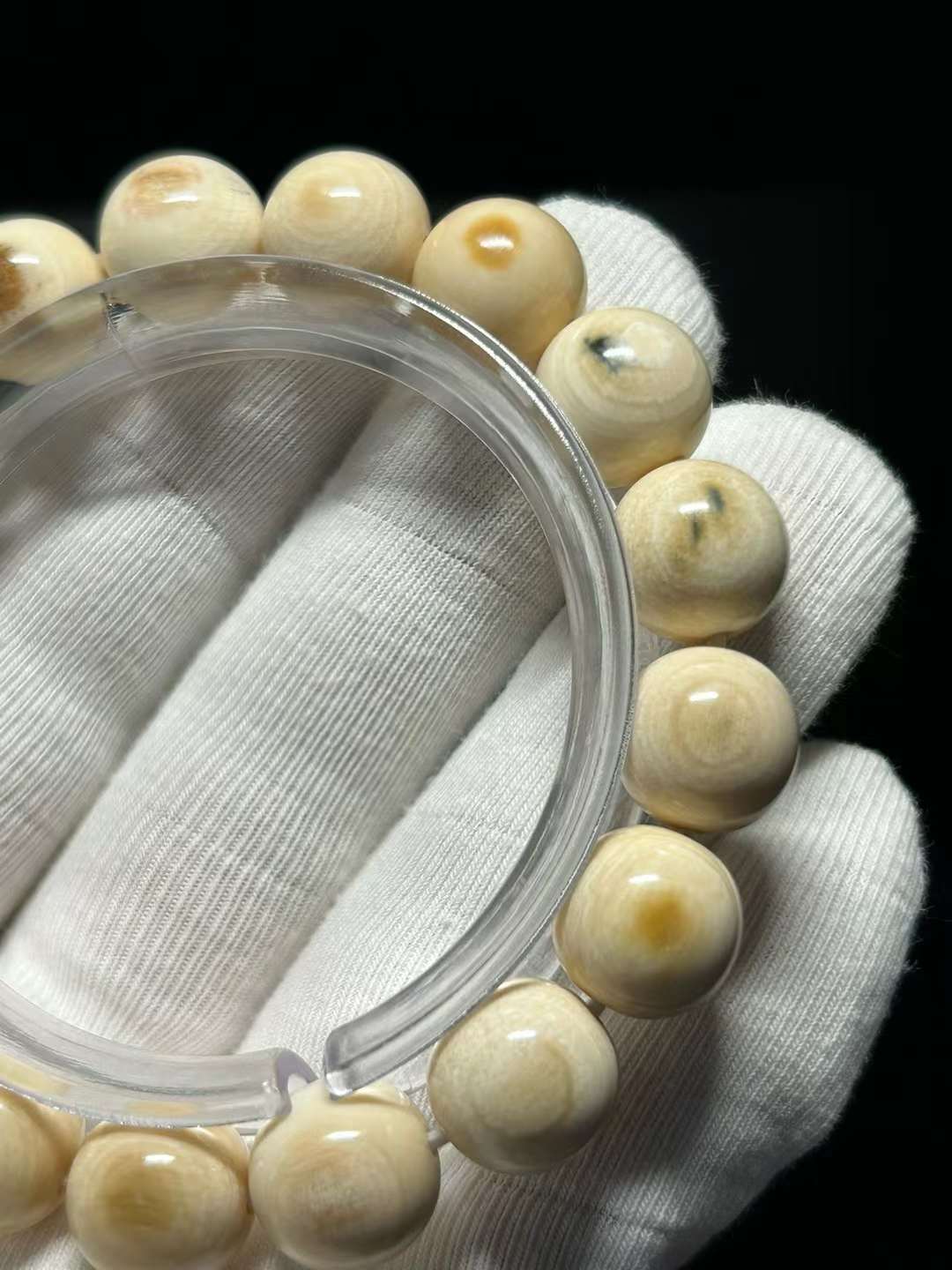 12mm Round Bead with Skin