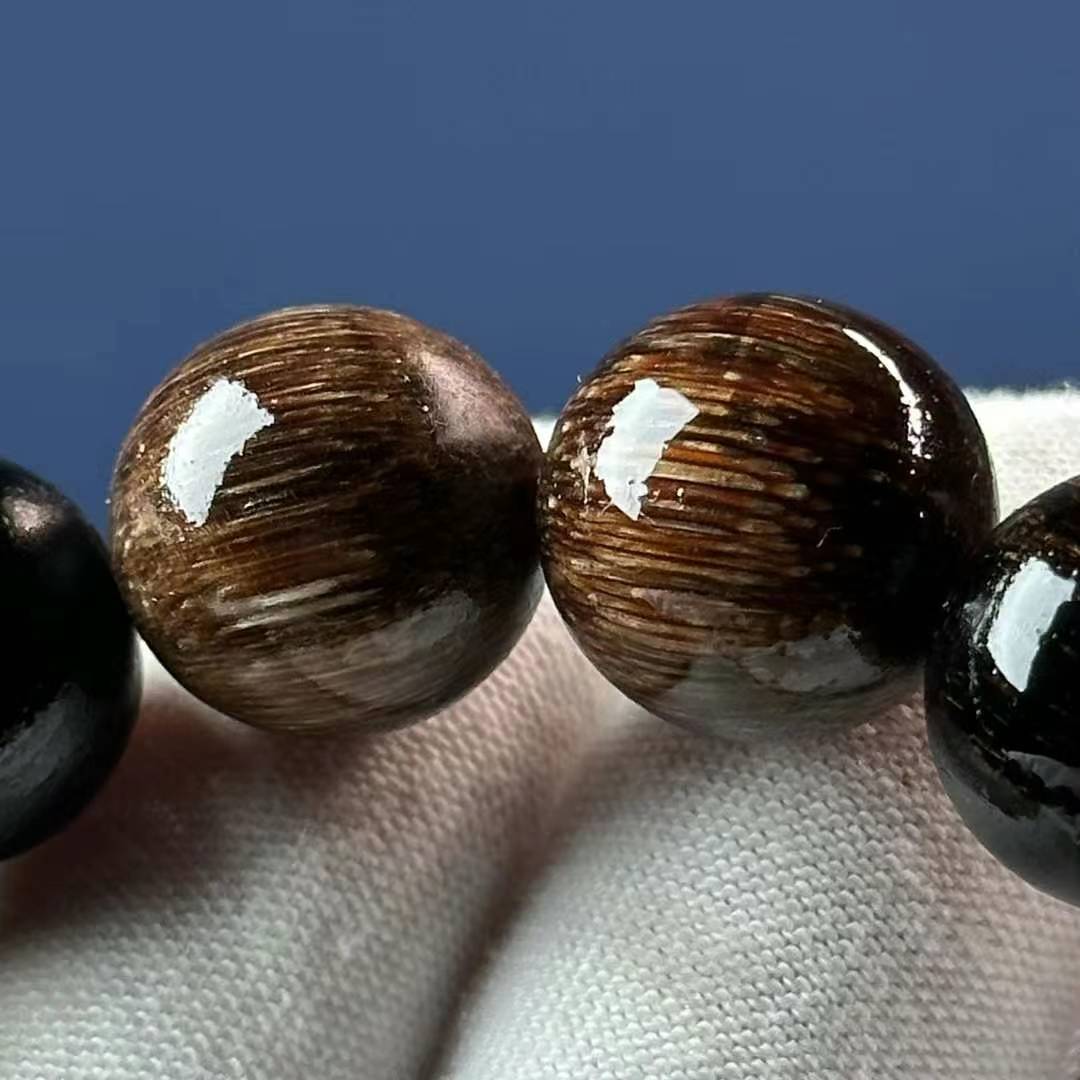 Old Material Black Gradation Bead