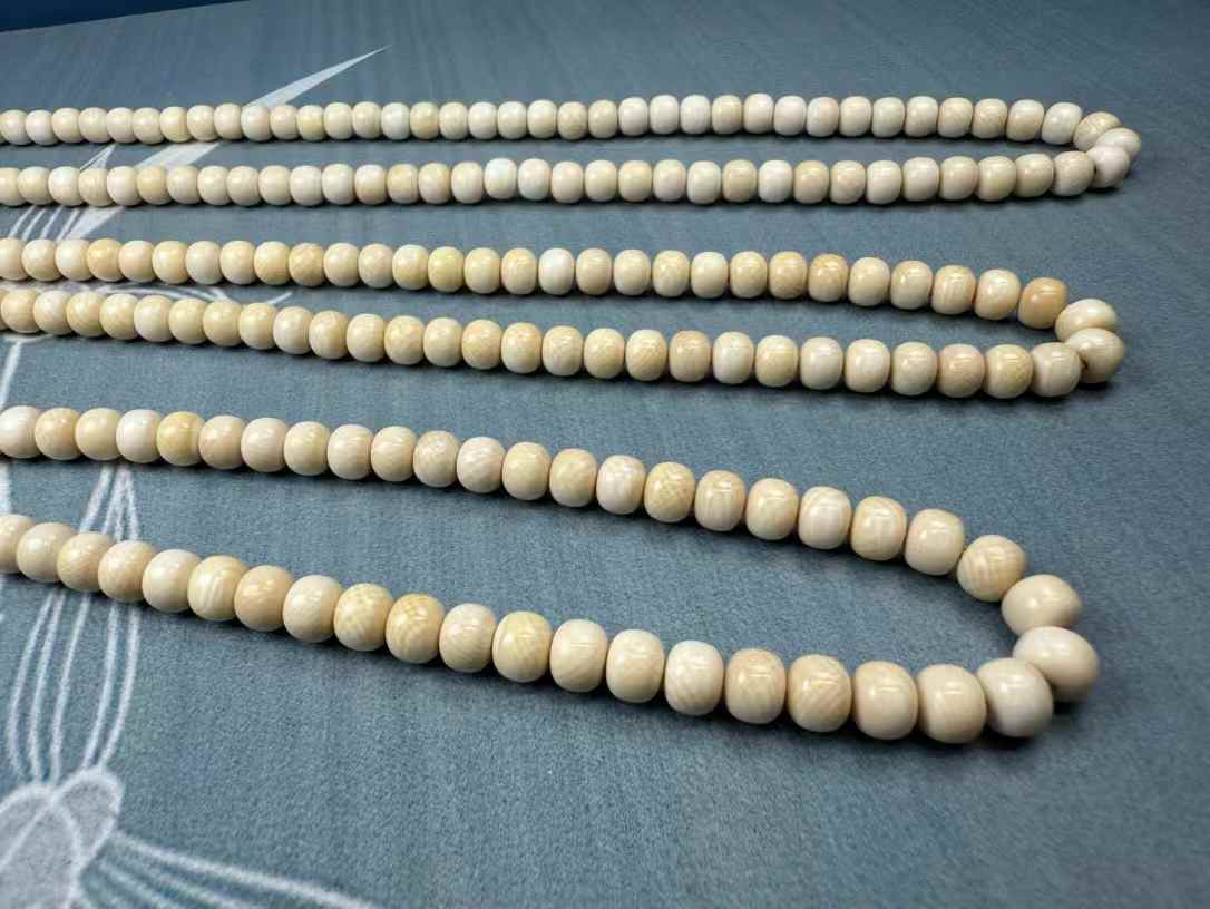 Manik Vintage Asli Berwarna Penuh