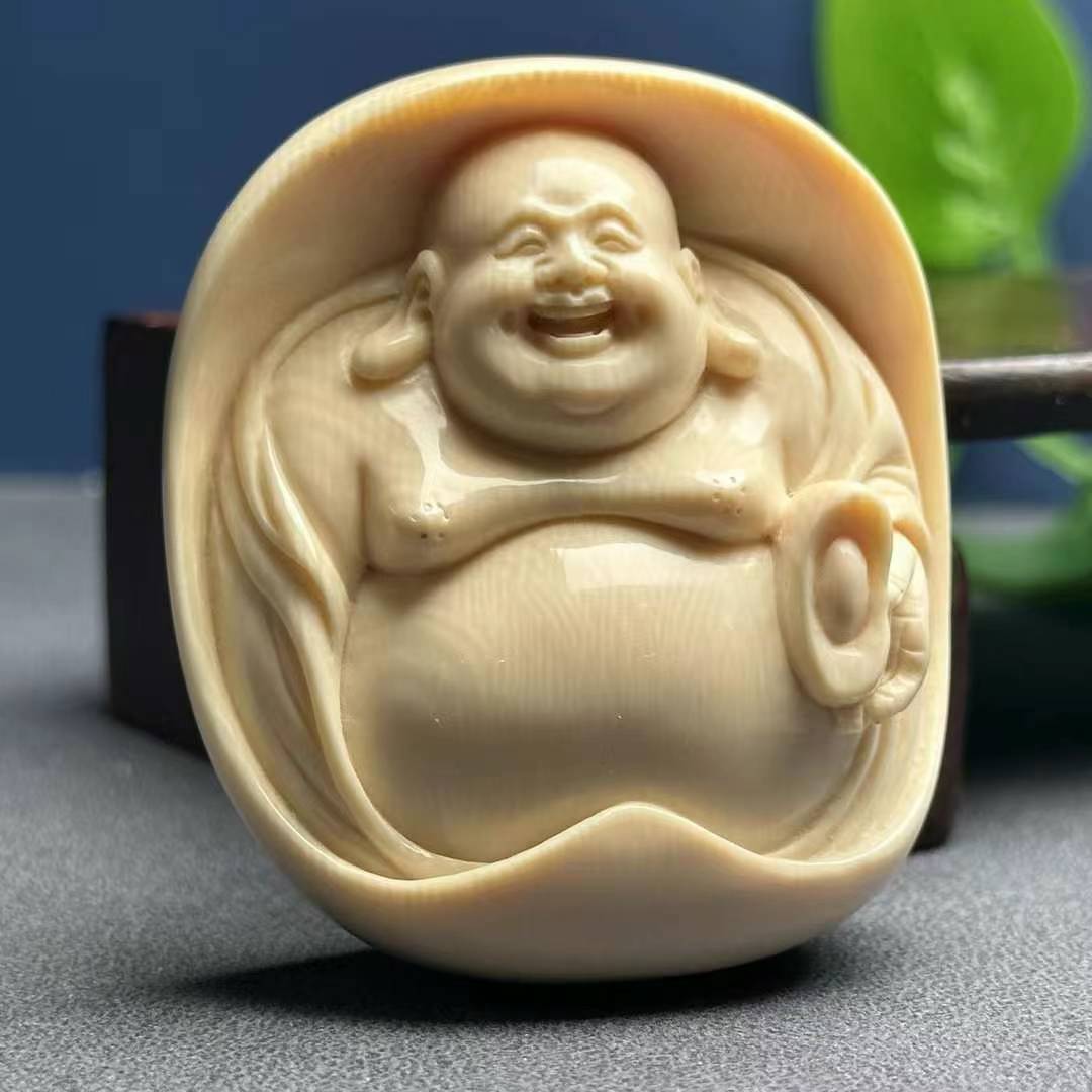 Maitreya yang menarik kekayaan
