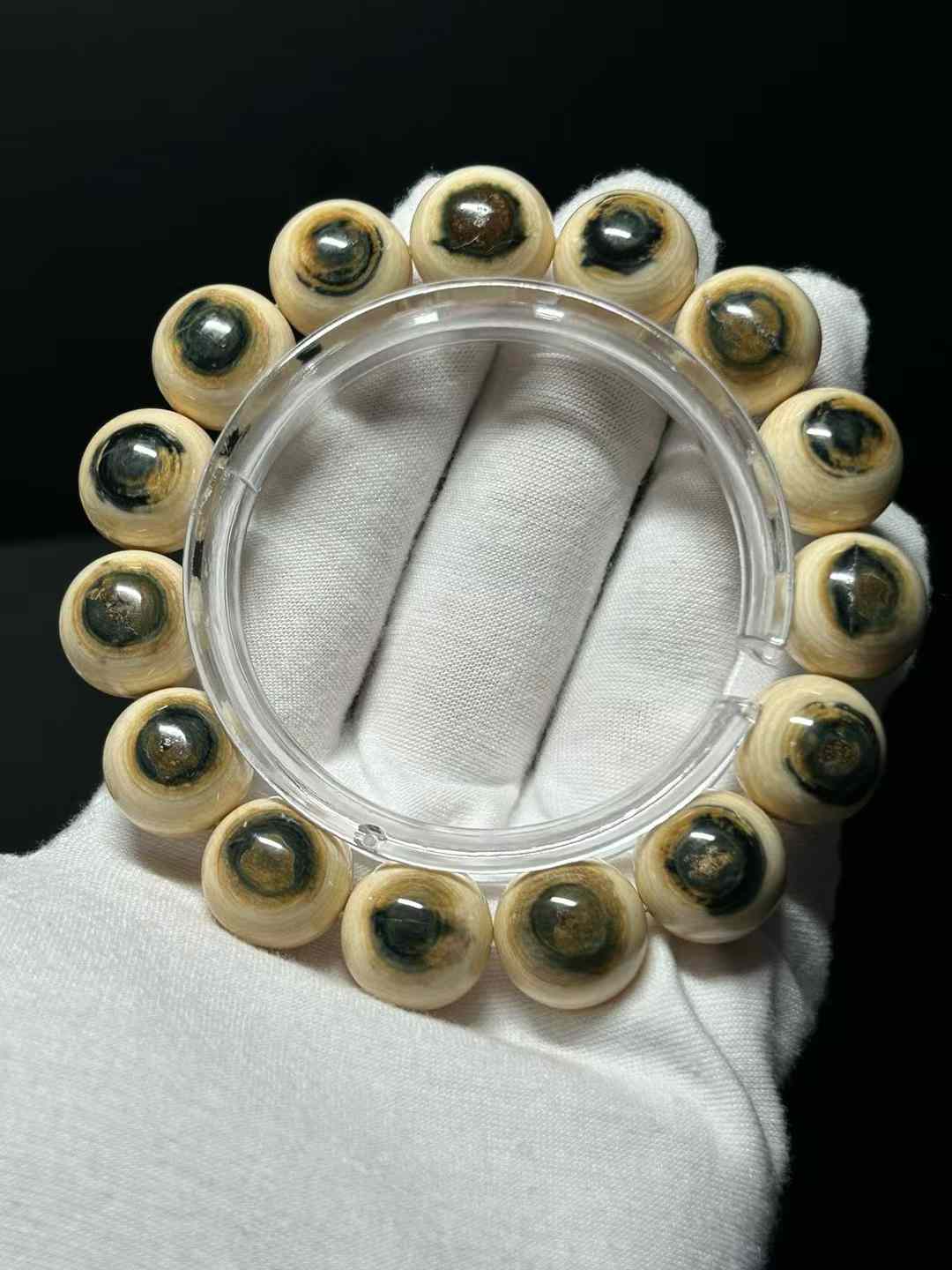 15mm Blue Eye Bracelet