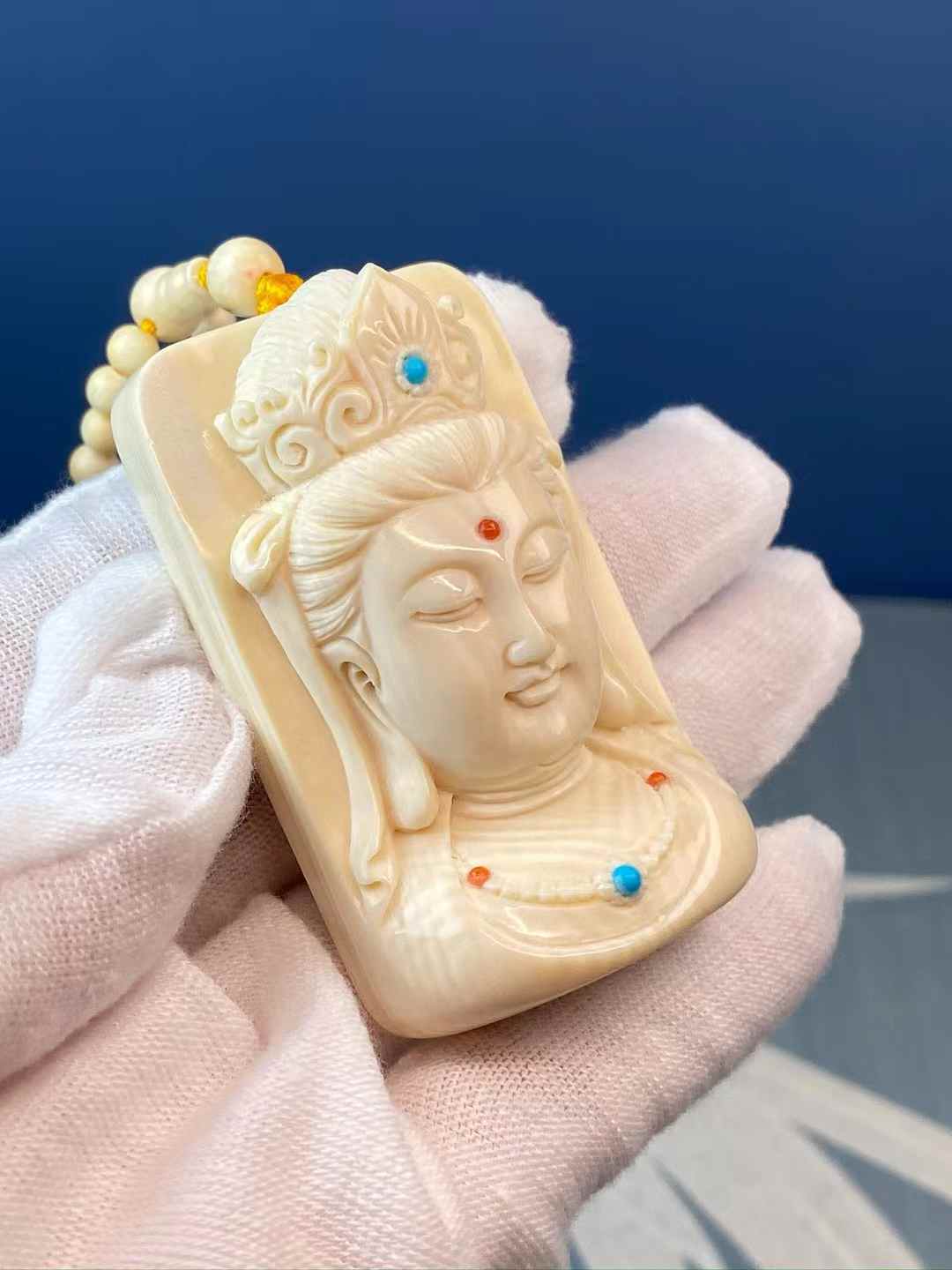 Loket Bodhisattva Guanyin