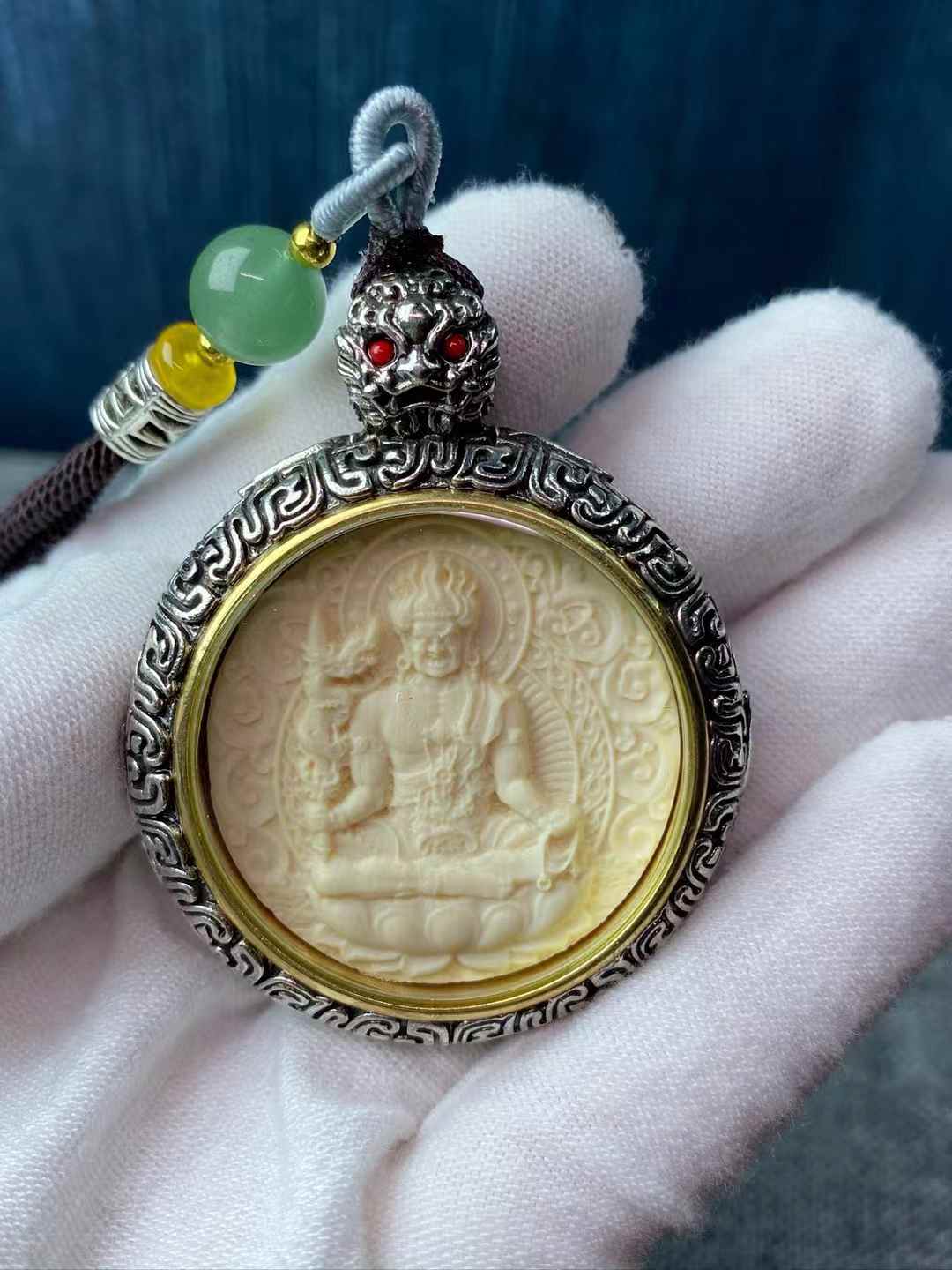 Eight Guardian Deities pendant