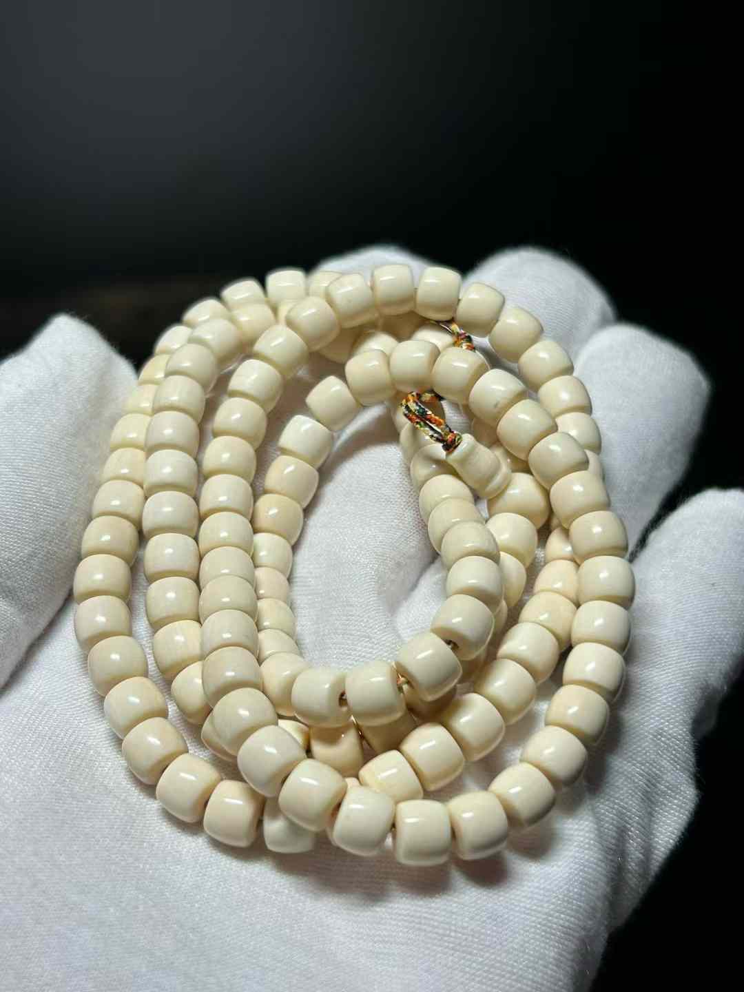 6/5mm Straight Cut Bead 120 Bracelet