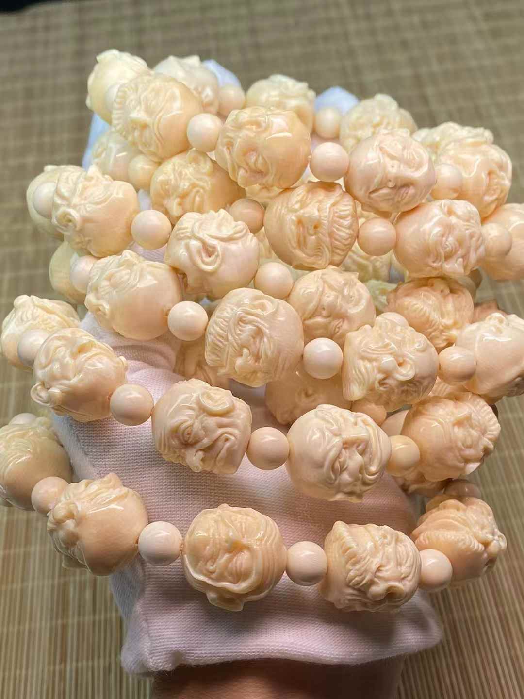 Gelang Delapan Belas Arhat