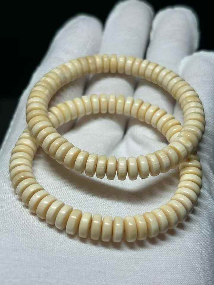 7/3mm Tablet Bead