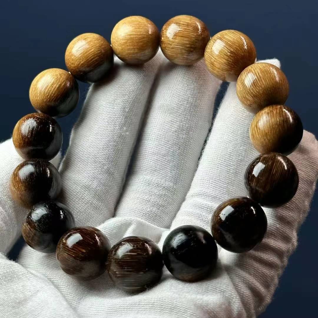 Old Material Black Gradation Bead
