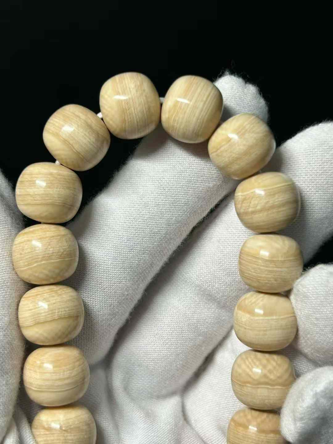 12/11mm Old Style Hamburger Bead