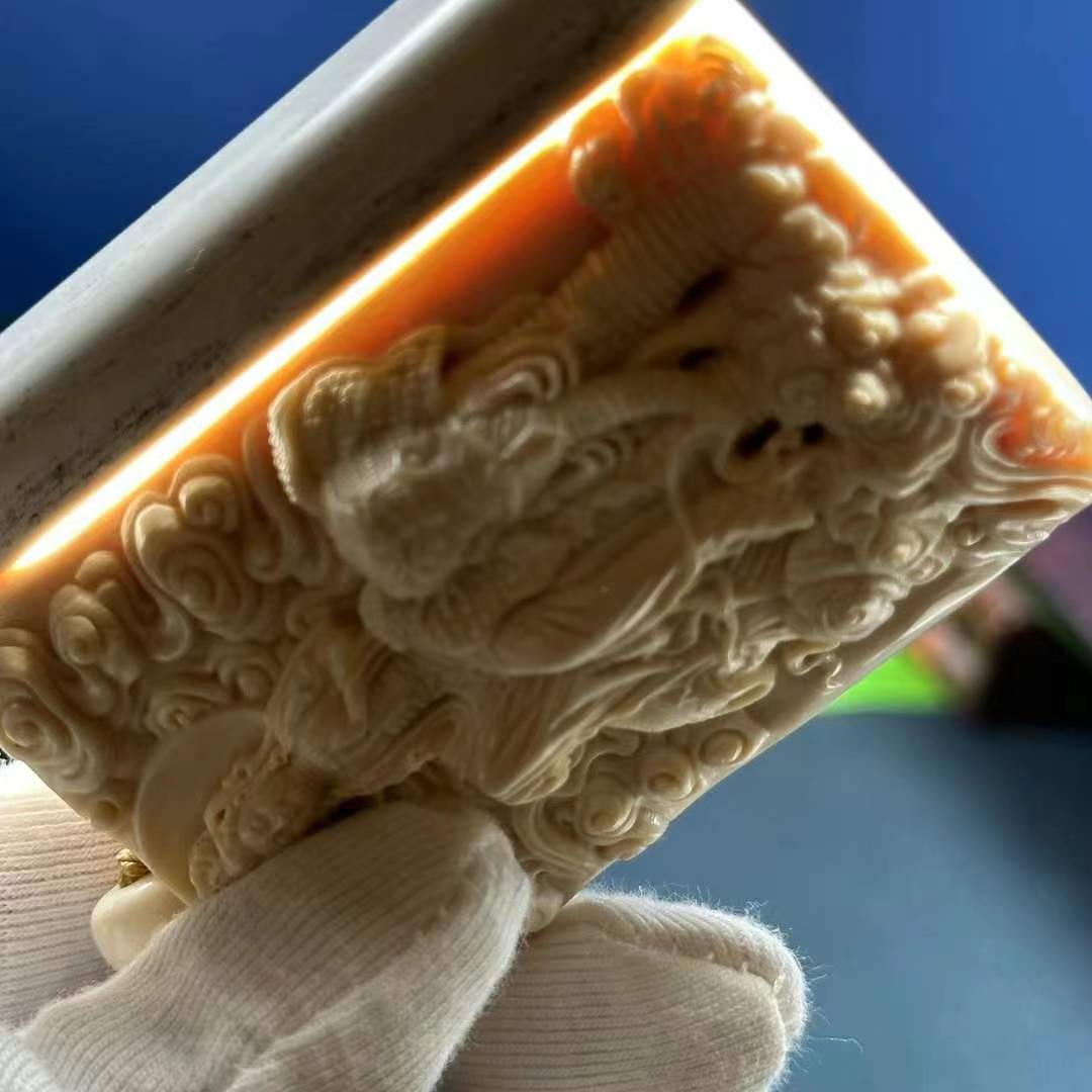 Premium Avalokiteshvara - Pelindung Naga
