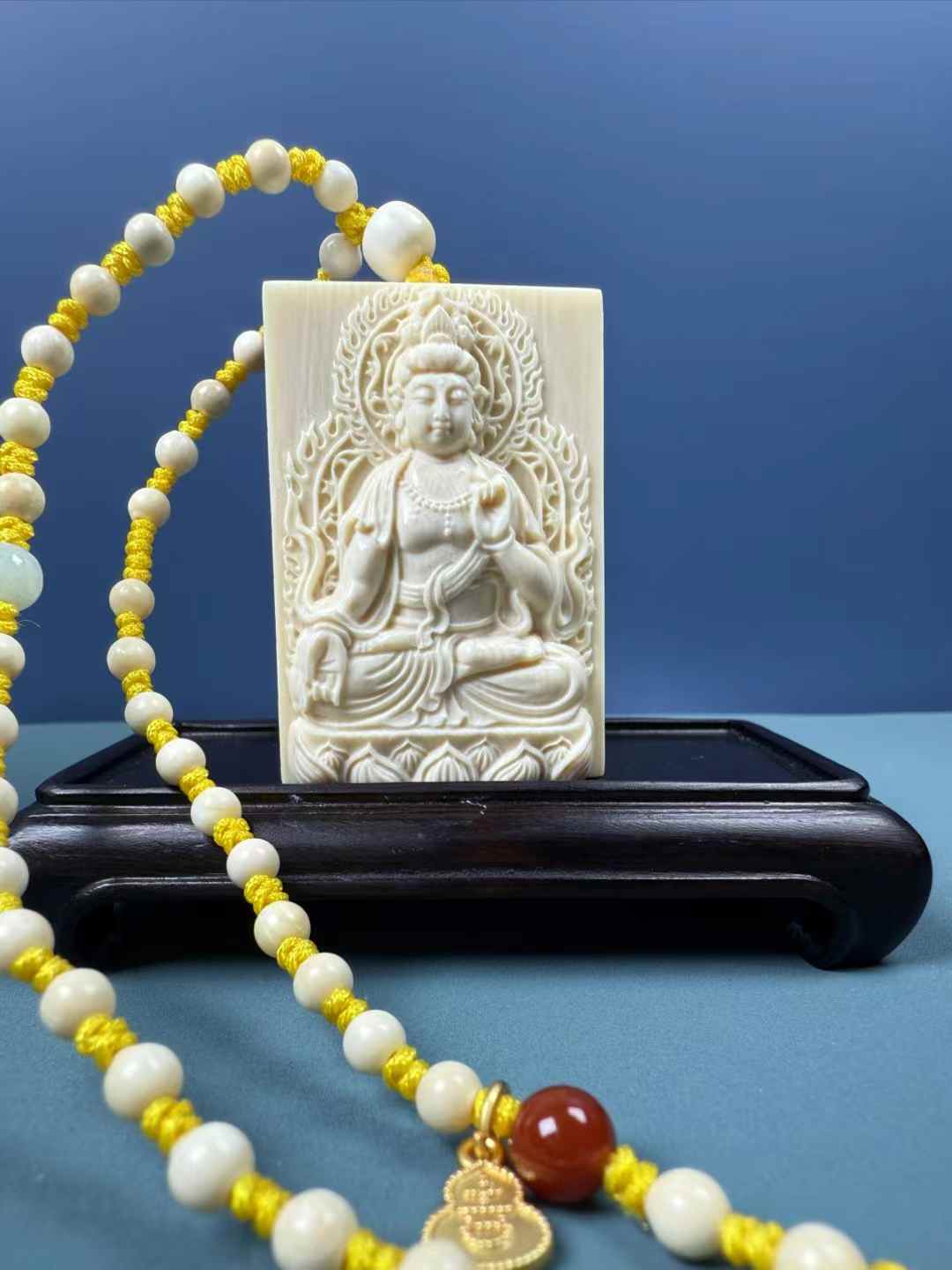 Liontin Guanyin Laut Selatan