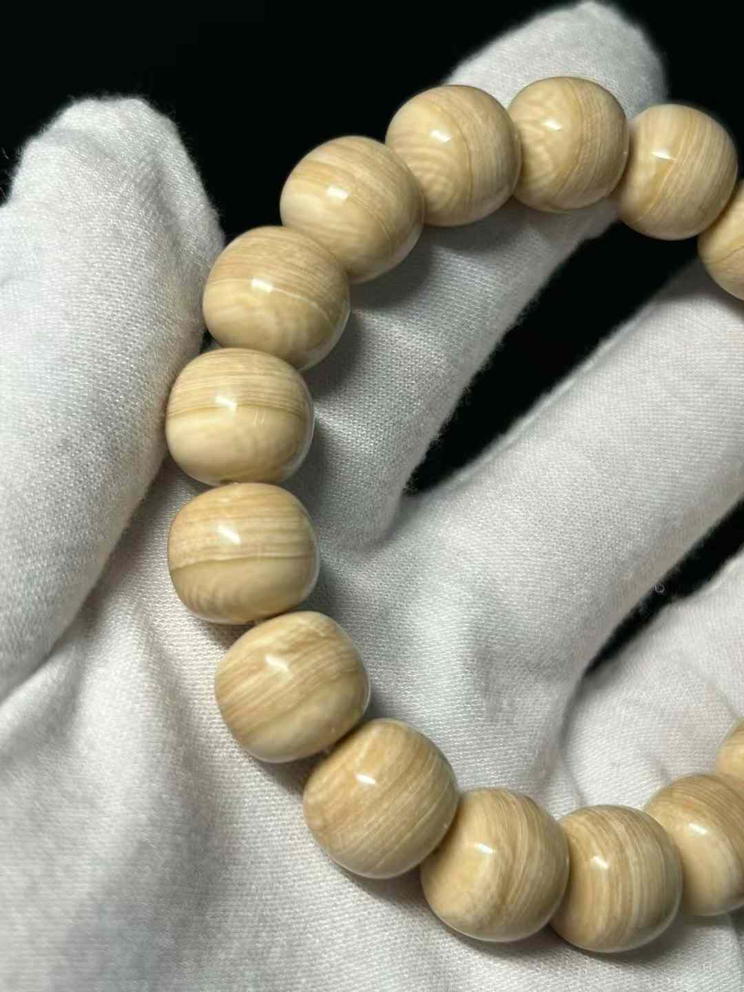12/11mm Old Style Hamburger Bead