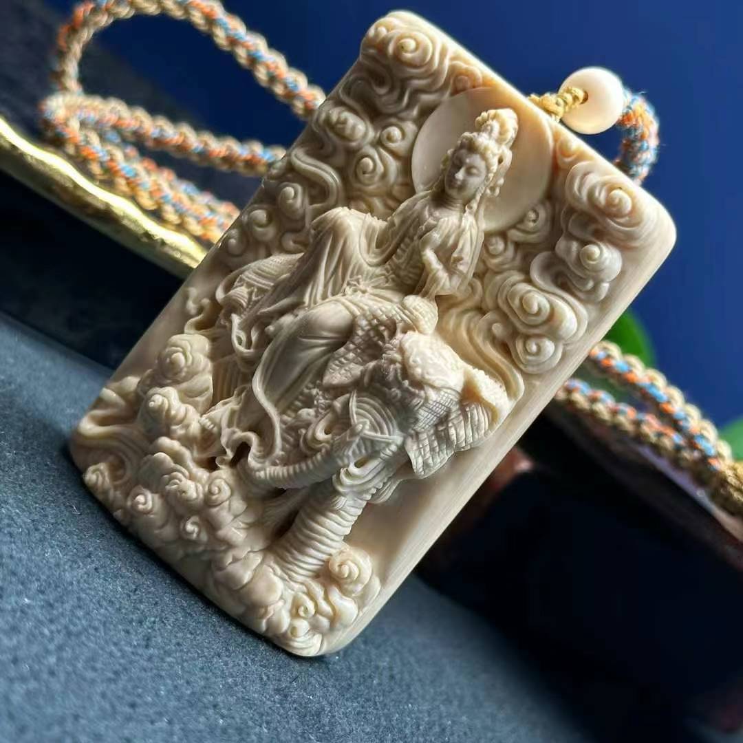 Premium Avalokiteshvara - Pelindung Naga