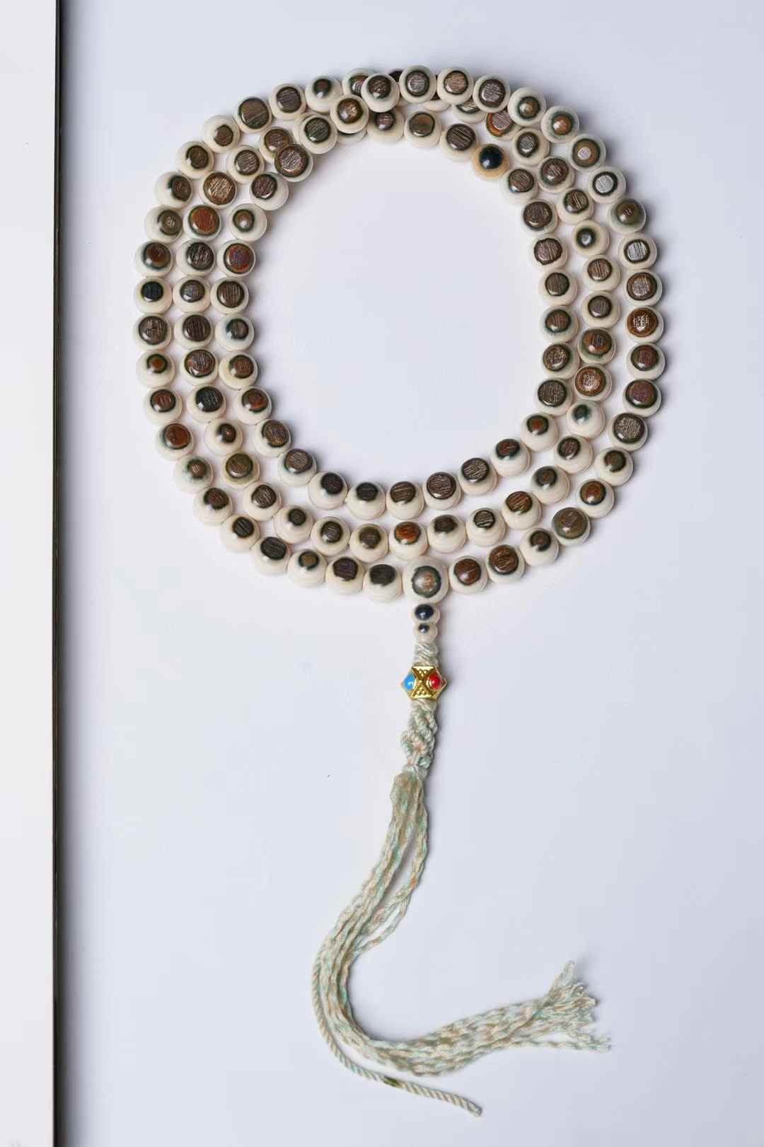 Premium blue-eyed 108 beads