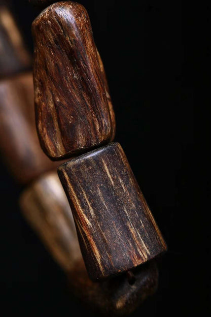 Sinking Agarwood Bead Bracelet