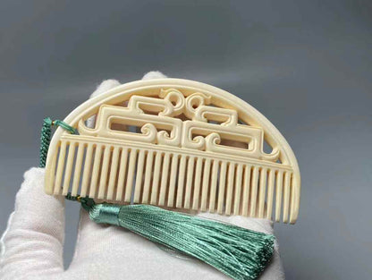 Palace Style Antique Comb