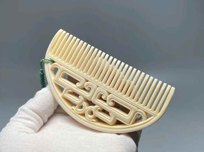 Palace Style Antique Comb