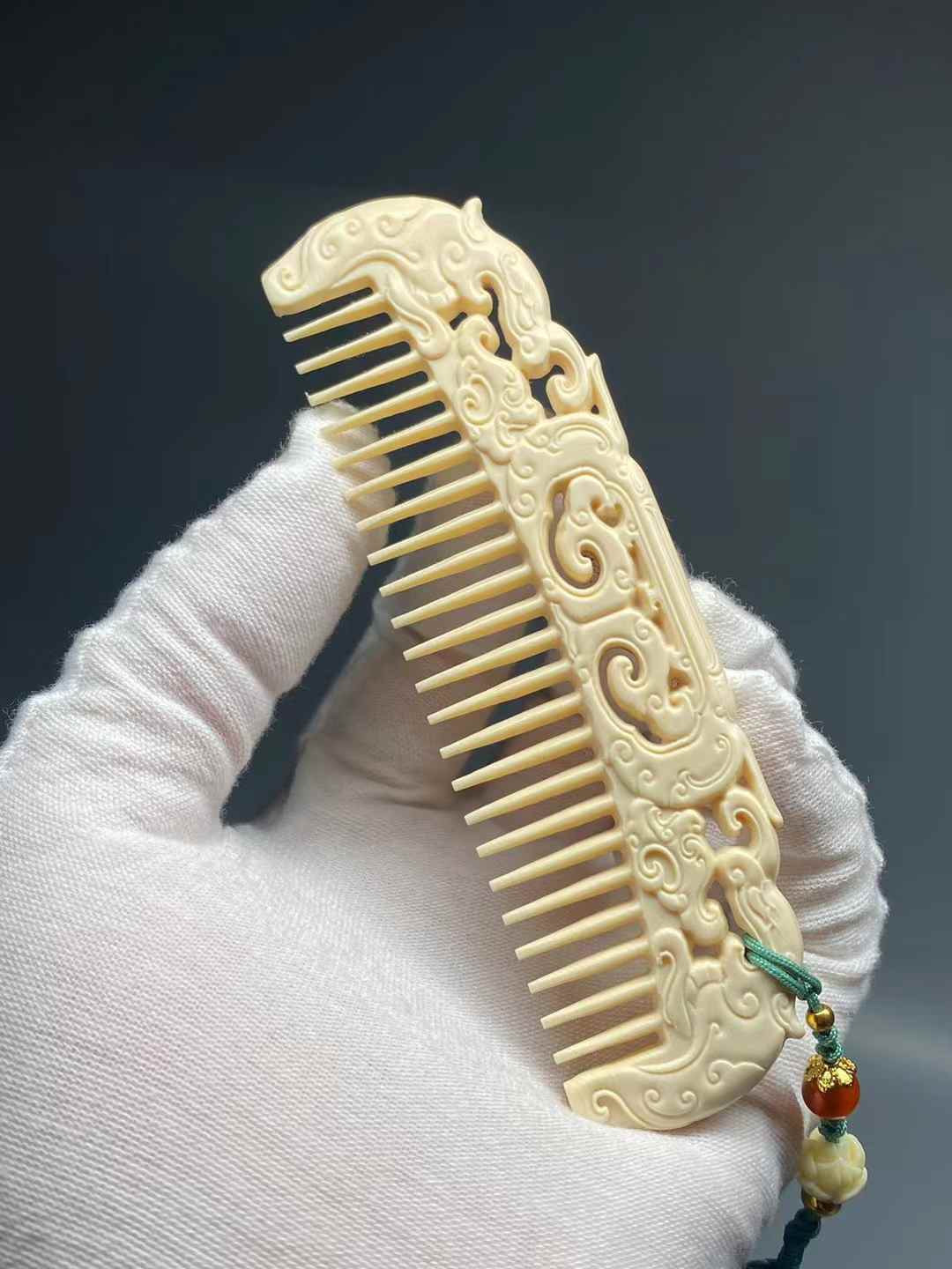 Antique Style Comb