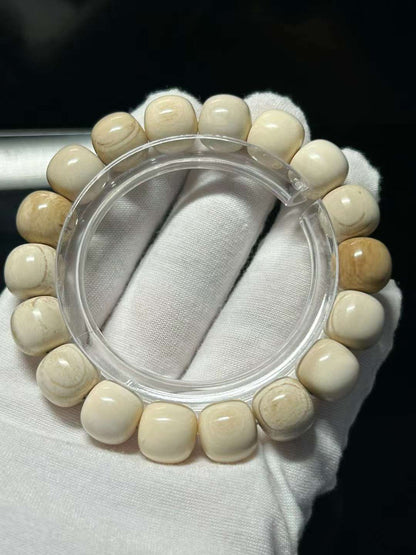 12/11mm Old Style Bead Bracelet