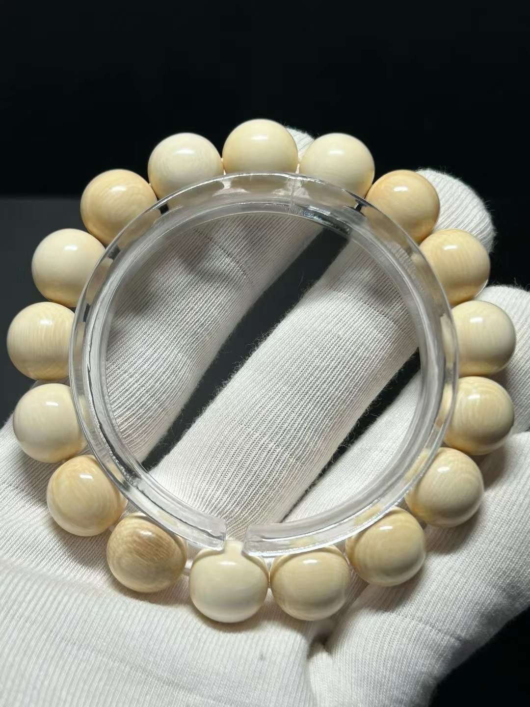 12mm Round Bead with Skin